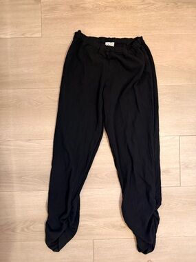 Oh My Gauze Pants women 1 Black Crinkle Cotton Elastic Waist Tapered Pull On